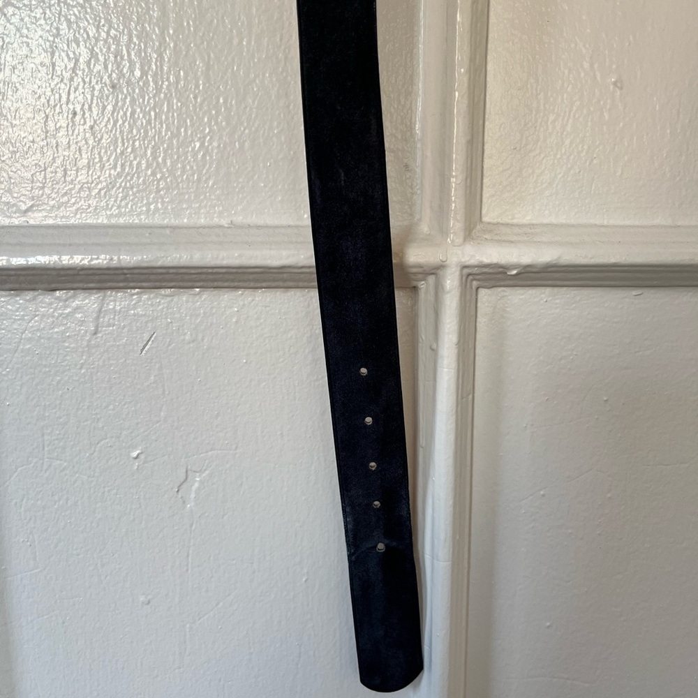 Worthington Navy Belt with Gold Buckle - Picture 3 of 4